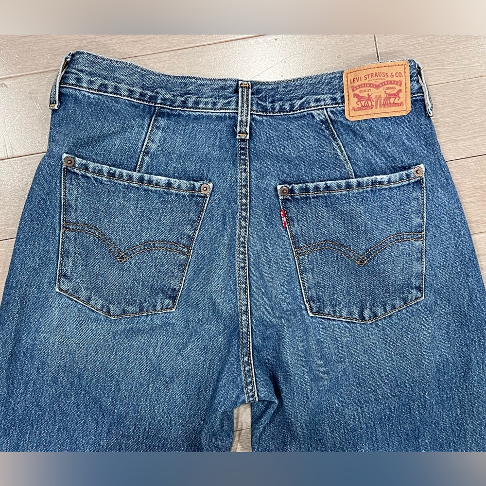 Levi’s Classic 94’s Baggy Leg, Classic Blue Denim Barrel Jeans, Wide Leg, Size28 - Picture 4 of 9